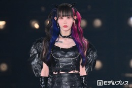 “162cm38kg”ゆりにゃ「履くだけで疲れる」話題のデニムXSサイズ着こなす動画公開「正直で好感度上がった」「メッセージが胸に響く」の声 画像