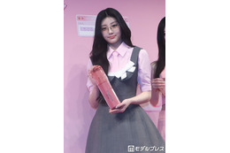 ILLITウォンヒ、日本イベントに出席「今日帰らないといけない」タイトなスケジュールの中来日