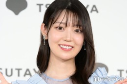 元乃木坂46メンバー、ベアトップドレスから美肩輝く「華奢」「お人形さんみたいで綺麗」の声