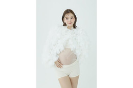 第1子妊娠の藤田ニコル「たまごクラブ」表紙でマタニティフォト公開「今は早く赤ちゃんに会いたい」出産控えた心境明かす 画像