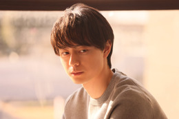 波瑠＆麻生久美子「月夜行路」第1話がTVer再生数150万回超え！“元カレ”作間龍斗が第2話に登場