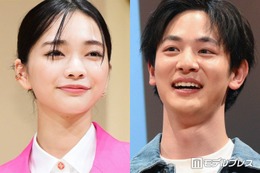 「風、薫る」見上愛＆小林虎之介ら、手繋ぎオフショットに「本当の家族みたい」「お似合い」反響続々