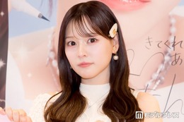 齊藤なぎさ、美肌輝くノースリ姿に視線集中「思わず二度見」「色白で綺麗」 画像