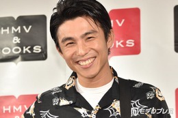 中尾明慶「妻から寝室を別にしたいとの申し出が」自宅での寝姿公開「思わず二度見した」「ベッドが大きい」と反響 画像