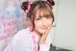 しなこ、ミニスカ×ニーハイで美脚スラリ 韓国サンリオホテルショットに「可愛いが大渋滞」「お人形さんみたい」と反響 画像