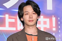 中村倫也、神木隆之介からの“無茶振り”に神対応「困った子だよ」観客から拍手喝采【君のクイズ】