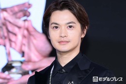 瀬戸康史、トイ・ストーリーホテルでのプライベートショット公開「家族とかな？」「はしゃいでて可愛い」 画像