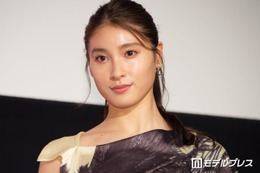 土屋太鳳、姉・炎伽＆弟・神葉とのきょうだいショットに反響「腰の高さレベチ」「美男美女」 画像