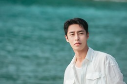 「一度は経験したいという憧れが」イ・ジェウク、初の医師役「孤島のエリートドクター」の演技語る