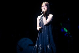 上白石萌音、ミセス大森元貴ソロ楽曲「メメント・モリ」カバー「私にとって宝物であり、人生の誇りです」【11日公演ライブレポ】