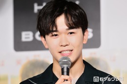 鈴木福、韓国街中でのプライベート動画公開「親近感湧く」「公園で遊んでる笑顔が可愛すぎ」の声