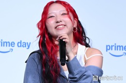 HANA・CHIKA、CM撮影で私物取り入れた2人のメンバーとは 現場で急遽着用