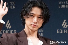 山崎賢人、生活に欠かせないものとは「家にいる時はいつでも」 画像