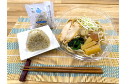 ファミマ関東限定で「ほたて日和」監修の冷やしラーメン＆おむすび 秋葉原の行列店の味