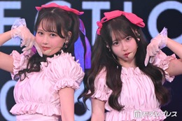 PiKi、フリル揺れるピンク衣装で観客虜に 新曲パフォーマンスで幻想的な空間演出【オキコレ2026】 画像