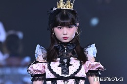 「今日好き」おひなさま（長浜広奈）、美脚際立つフリルドレス姿に熱視線「アニメから出てきたみたい」「天才的に似合ってる」【オキコレ2026】 画像