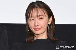 松本まりか「初代神の子」眉なし×赤メイクで印象ガラリ「妖艶」「誰か本当に分からなかった」 画像