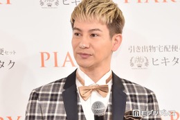 JOY、娘の足跡＆手形使った父の日プレゼント公開「発想が面白い」「手書きのメッセージが可愛すぎる」の声
