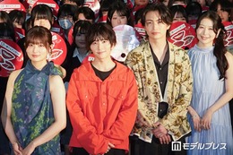 板垣李光人・綱啓永・吉川愛・ME:I MOMONAら、高校にサプライズ登場で420人の生徒が熱狂 学生時代の“恐怖体験”トーク【口に関するアンケート】