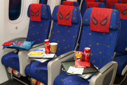 映画「スパイダーマン」スクートとコラボ、羽田路線などで運航 楽曲放送や限定フライトタグなどの特典も 画像