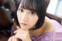 「ラブキン2」出演美女、ノースリーブ＆ウエストちらりのカジュアルコーデ披露「スタイル抜群」「全てが美しい」の声