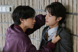 中島健人が塩野瑛久に“怒りの壁ドン”　『ラブ≠コメディ』役者のプライドが激突した本編シーン解禁