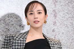 比嘉愛未、主演ドラマへの豪華差し入れ公開「これは元気が出る」「豪華でさすがです」の声