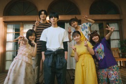 橋本環奈×チェ・ジョンヒョプ「バカンスの法則」OP曲がILLITに決定 本予告映像も解禁 画像