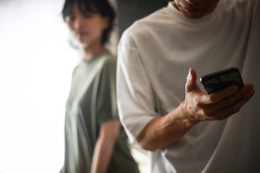 「不倫している男」ってこんなタイプ。実は”共通している点”があるってホント…？