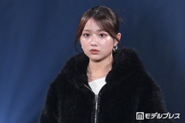 辻ちゃん長女・希空（のあ）、美ウエスト輝くへそ出しトップス姿に絶賛の声「着こなしてて素敵」「ビジュアル最強」 画像
