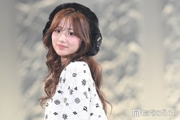 辻ちゃん長女・希空（のあ）、美デコルテ輝くベアトップ姿の街中ショットに反響「透き通るような美肌」「夏らしくておしゃれ」 画像