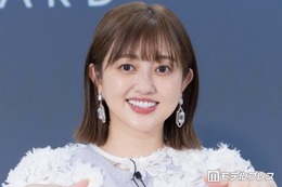 2児の母・菊地亜美、豚カフェ・自宅プールなど子どもたちとの夏休み満喫ショット公開「毎日充実してて楽しそう」「大理石調の壁おしゃれ」と反響 画像