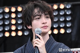 キスマイ玉森裕太、体調不良の観客見つけ優しく声掛け 30度超えの屋外イベント【マイ・フィクション】 画像