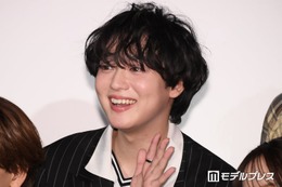 舞台「チェンソーマン」天使の悪魔役が「再現度すごい」と話題 ゆうたろう、6年ぶり2.5次元作品で真骨頂 画像