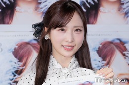 AKB48小栗有以、美脚際立つミニスカ衣装ショットに絶賛の声「腰の位置高くて脚長すぎ」「スタイル抜群」 画像