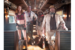 ドウェイン・ジョンソン主演『ジュマンジ／オープンワールド』12月25日日米同時公開　ゲームが現実世界へ飛び出す初予告
