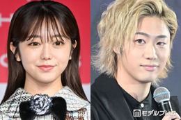 峯岸みなみ＆東海オンエアてつや、結婚4周年の家族3ショット公開「幸せオーラ全開」「娘さんの成長にほっこり」と反響
