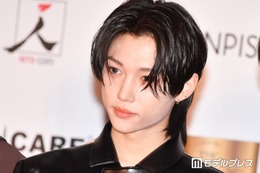 Stray Kidsフィリックス、ALD1シンロンとの過去ショット公開に反響「美少年すぎる」「すでに完成してる」