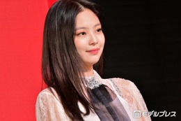 BLACKPINKジェニー「サマソニ」での大胆衣装姿が話題「努力の賜物」「美しすぎて二度見」 画像