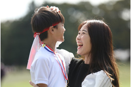 「褒められるのが嫌」と反発を生まない！子どもの成長につながる「褒め方」、たった一つのコツとは【菊池省三先生インタビュー】