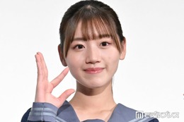 元日向坂46メンバー、白キャミ＆ロンスカセットアップで海満喫「透明感すごい」「スタイル良すぎ」の声