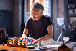 渡部篤郎、謎多き情報屋に…石原さとみ主演「ポリティカルパン」