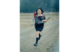 「しばらく余韻が残る」「4人の藤野キョウたちが素晴らしい」『ルックバック』雨のスキップシーン含む“公開後”映像解禁