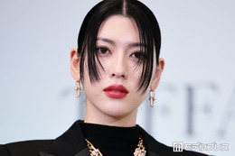 三吉彩花、休養の理由は顔面麻痺「まだ完全に回復したわけではありませんが」