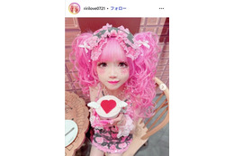 “小学生姫ギャル”りりぴ、リカちゃん人形ヘアに反響「リアルお人形さん」「全部ピンクで可愛すぎる」 画像