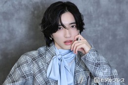 なにわ男子・道枝駿佑「俺スカ」から7年、“女装の進化”に本音 圧倒的ビジュアルも現場では「女性陣の輪に入れない」【「M.I.S.S.I.O.N. 歌劇な潜入捜査官」インタビュー】