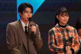 本田響矢、芳根京子の衣装に一言 会場から黄色い歓声【 波うららかに、めおと日和】