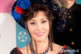 藤原紀香、舞台で宙乗りに挑戦 夫・片岡愛之助からのアドバイス明かす【メイジ・ザ・キャッツアイ】