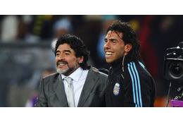 マラドーナ節炸裂！ボカ復帰のテベスは「サンタ」だ 画像