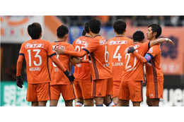 まさに草刈り場…J2降格の新潟、「出場時間」の上位3名全員を引き抜かれる 画像